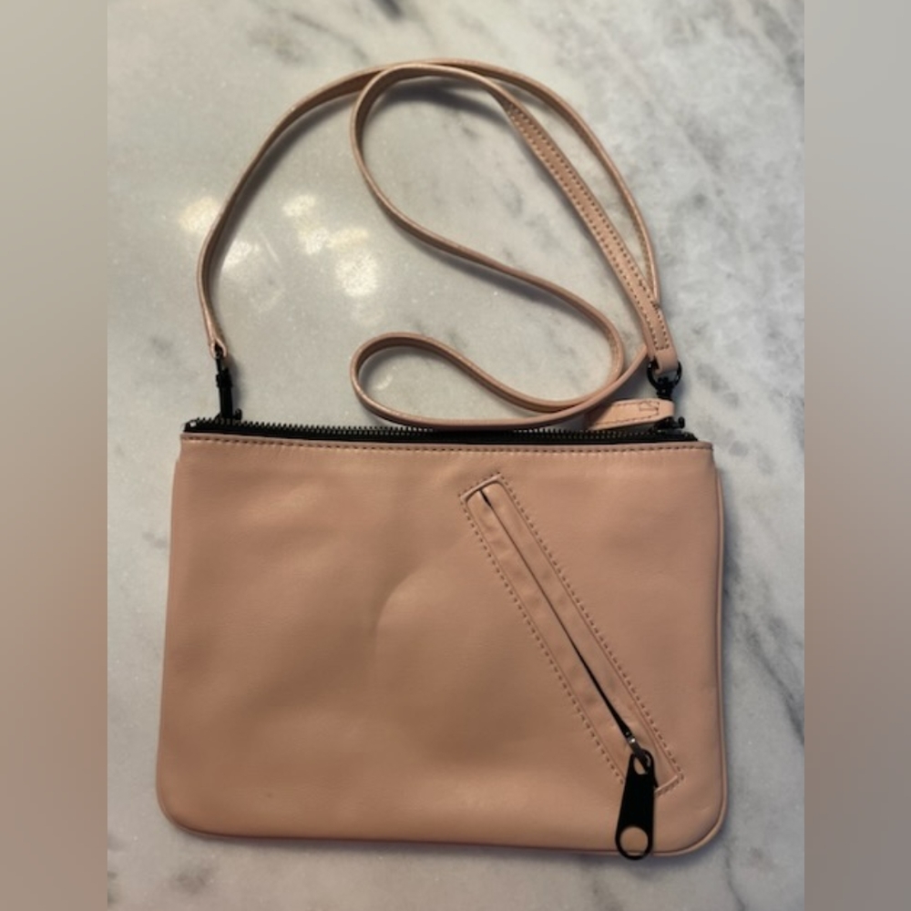 Gap Crossbody Wallet Bag in Beige